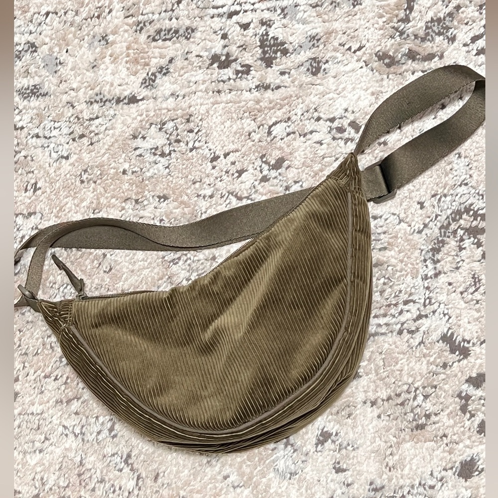 Brand new Uniqlo bag